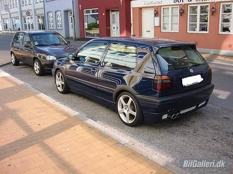 VW Golf III - Med de gamle fælge... billede 2