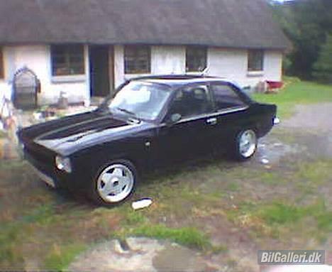 Opel Kadett C 1,2 i turbo - Som hun ser ud nu, taget d. 19/7 - 04. :o) billede 1