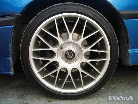 Nissan Primera 2.0 SRi billede 6