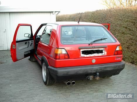 VW Golf 2  **SOLGT** 19 kg - den gamle bagende med lyse lygter og mini udst. billede 3