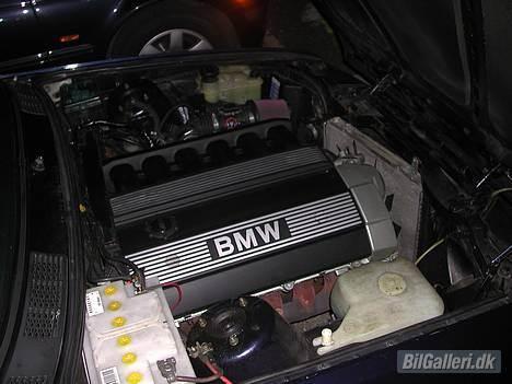 BMW 320i 24v Vanos SOLGT - Ny motor :) billede 6