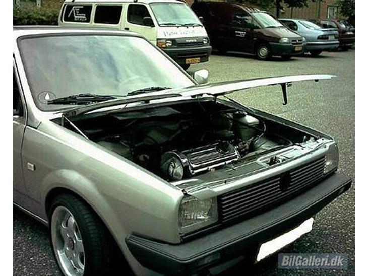 {{currentPhoto.altText}} billede {{currentPhoto.number}}