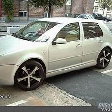 VW Golf 4 (solgt)