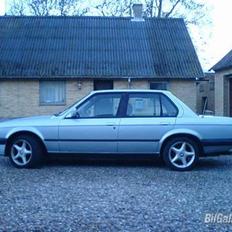 BMW 325i E30