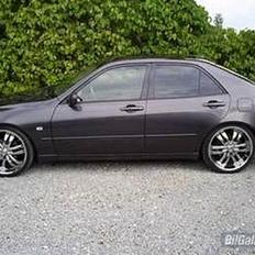 Lexus IS200 Sport  20" (Solgt)