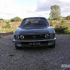 Opel Manta A 1900 S / 2500