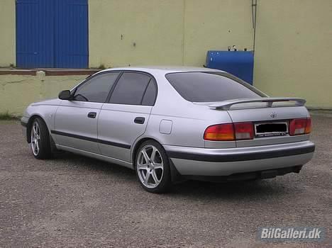Toyota Carina E 2,0 GLI billede 5
