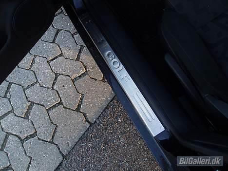 VW Golf 4 *SOLGT* - Alu indstigningslister.. Ser rigtig godt ud.. billede 5