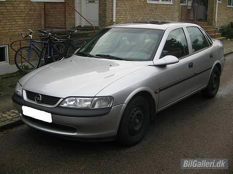 Opel Vectra B billede 1