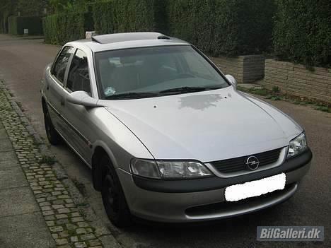 Opel Vectra B billede 2
