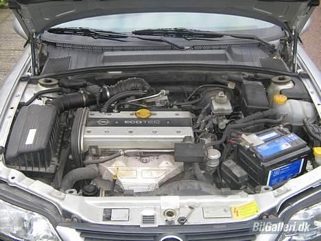 Opel Vectra B billede 5