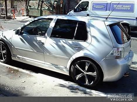 VW Golf 4 (solgt) billede 6