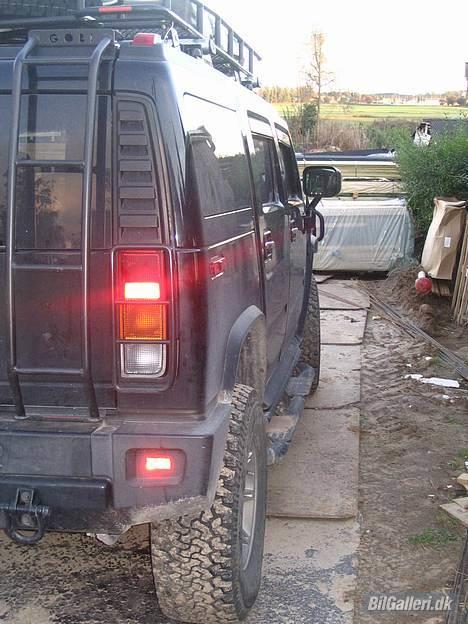 Amerikaner Hummer H2 - Fra siden af... syntes lige det skulle med også.. :) billede 5