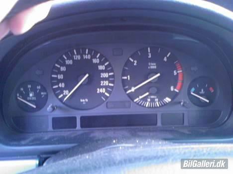 BMW 525 tds billede 6