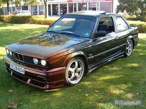 BMW 320i 2,0 2d. SOLGT billede 6