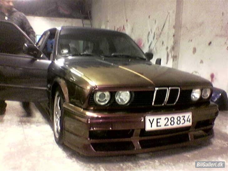 BMW 320i 2,0 2d. SOLGT billede 8