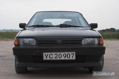 Nissan sunny gti billede 2