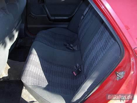 Mazda 323f 1,8i gt billede 10