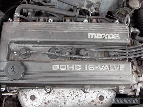 Mazda 323f 1,8i gt billede 11