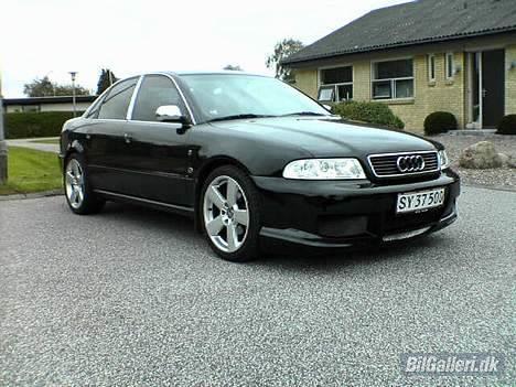 Audi A4 *Solgt* - Ny kofanger, tonede ruder, crome B stolper billede 16