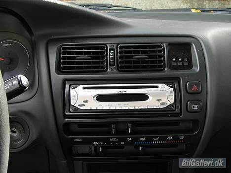 Toyota corolla champ billede 10