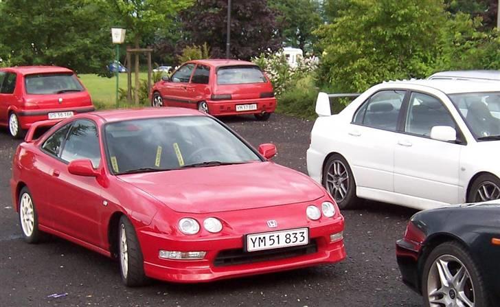 Honda Integra Type-R *SOLGT* - Lang søvn natten over og klar til en ny dag, frisk olie og godt med dæk og bremser tilbage :) billede 4