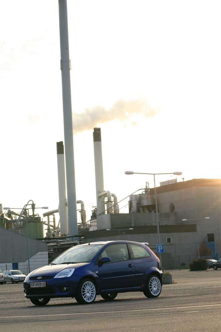 Ford Fiesta ST 182 HK SOLGT billede 2