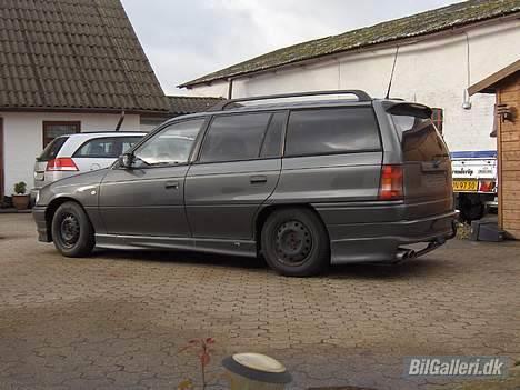 Opel Astra van (Solgt) billede 3