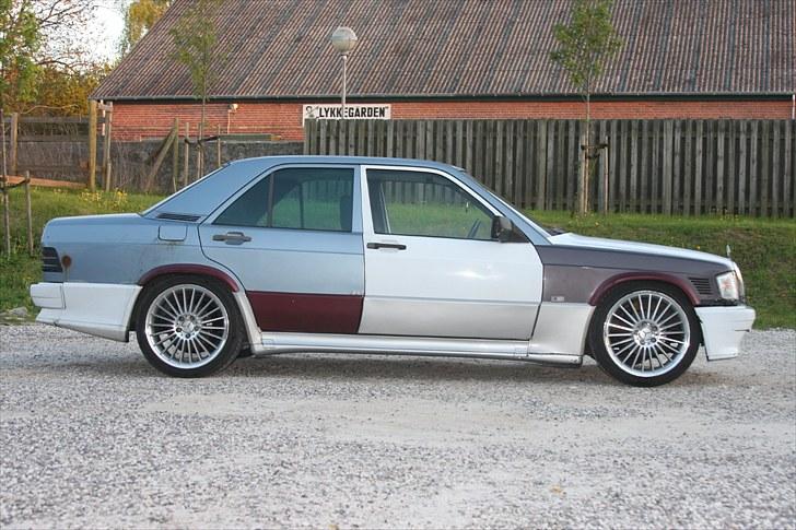 Mercedes Benz 190e SOLGT - som den ser ud idag billede 14