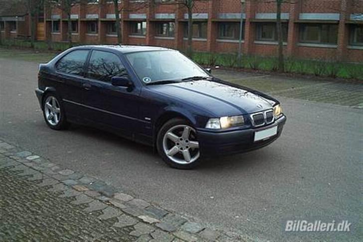 BMW - 316i Compact Solgt - Bayeren Motor Werken billede 1