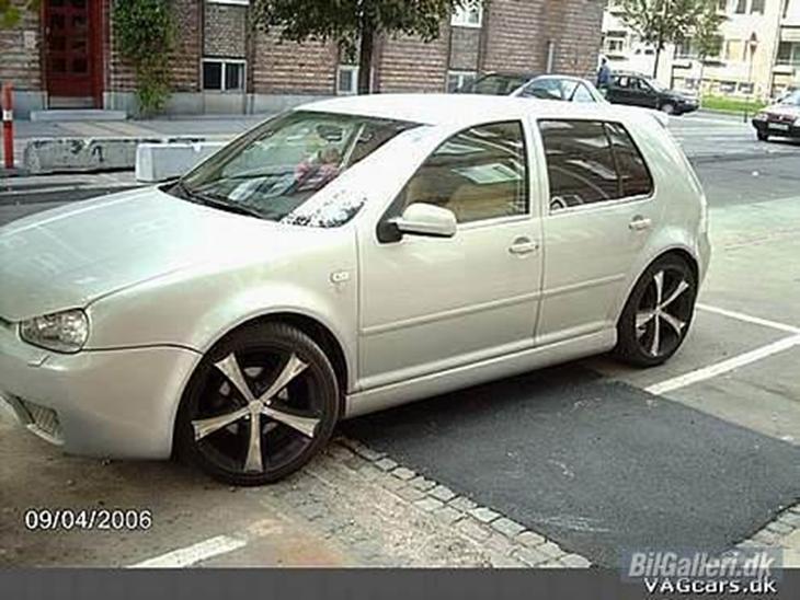 {{currentPhoto.altText}} billede {{currentPhoto.number}}