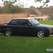 BMW 325i