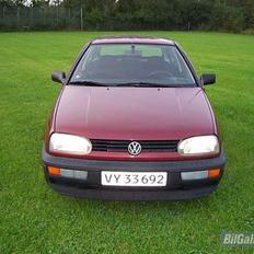 VW Golf 1,8 Cl Solgt