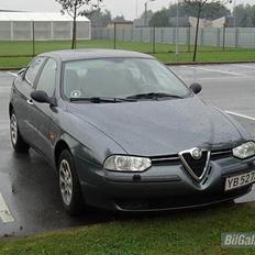Alfa Romeo 156