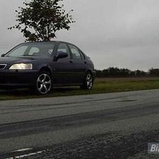 Honda Civic 1,6i ES (Solgt)