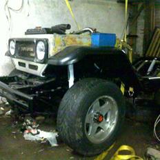 Toyota Landcruiser BJ 42