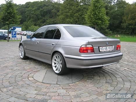 BMW 523i SOLGT billede 5