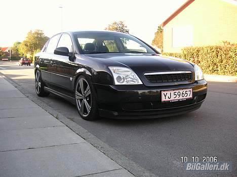 Opel Vectra C 2,2 DTI (Solgt) billede 1