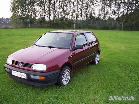 VW Golf 1,8 Cl Solgt billede 1