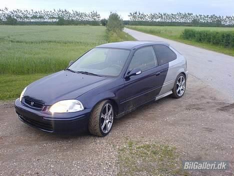 Honda Civic (solgt) billede 2