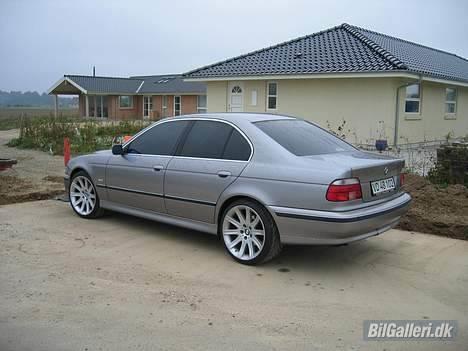 BMW 523i SOLGT billede 9