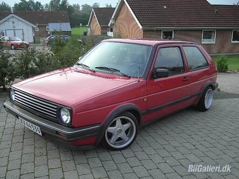 VW 1.8 gt-i 8v   SOLGT billede 2