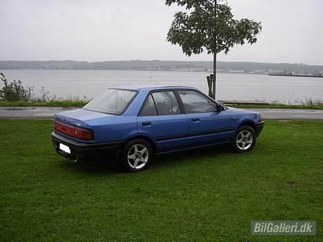 Mazda 323 BG Solgt billede 2