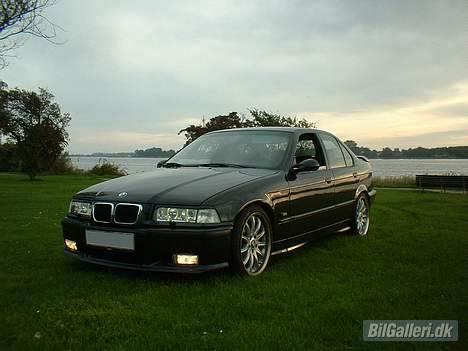 BMW 325I ***SOLGT*** billede 5