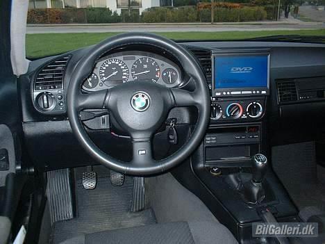 BMW 325I ***SOLGT*** billede 8