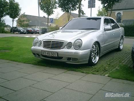 Mercedes Benz E 220 cdi solgt billede 2