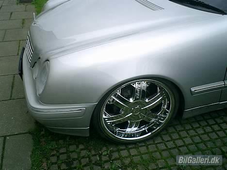 Mercedes Benz E 220 cdi solgt billede 3