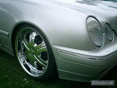 Mercedes Benz E 220 cdi solgt billede 4