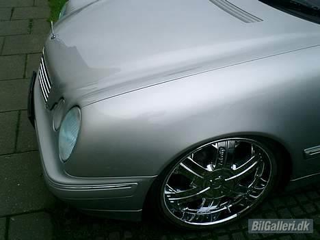 Mercedes Benz E 220 cdi solgt billede 7