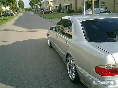 Mercedes Benz E 220 cdi solgt billede 13